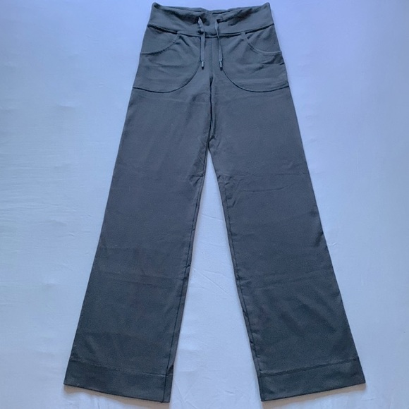 Lululemon Flare Yoga Pants - Picture 1 of 4